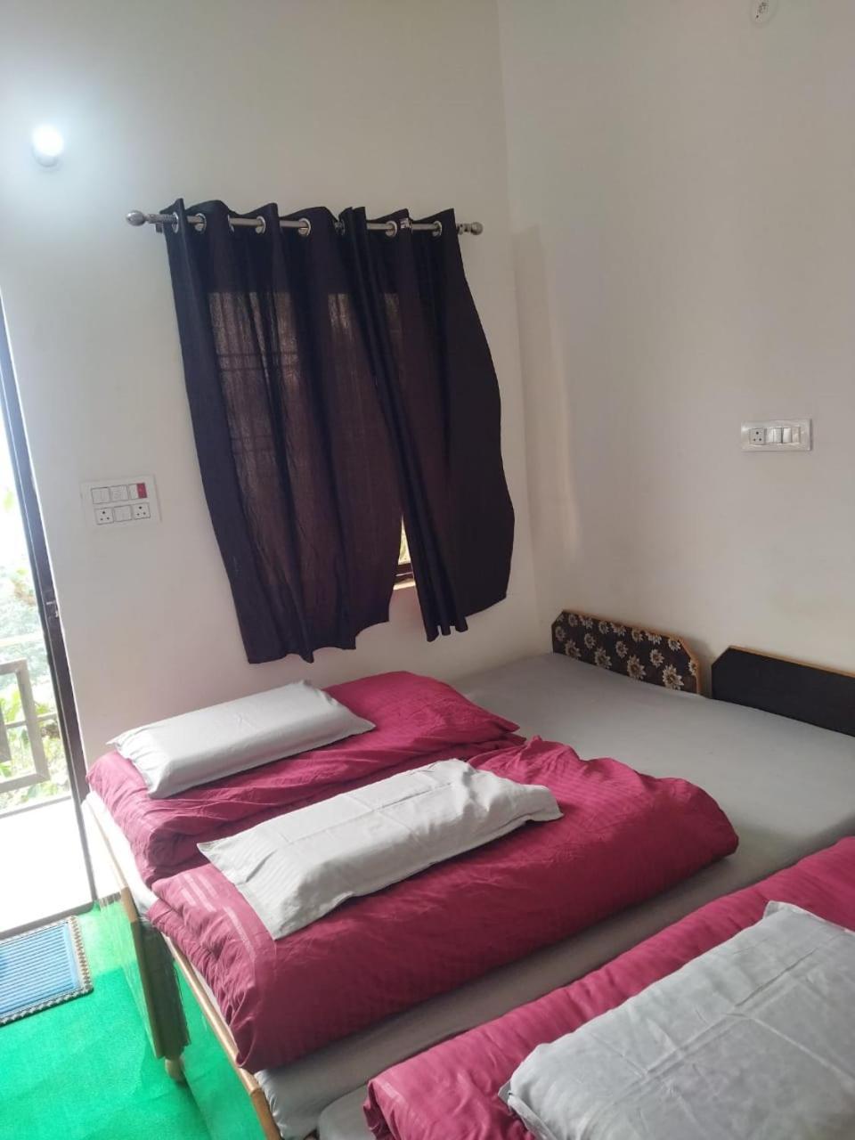 Hotel Narayana Residency Gupta Kāshi Esterno foto