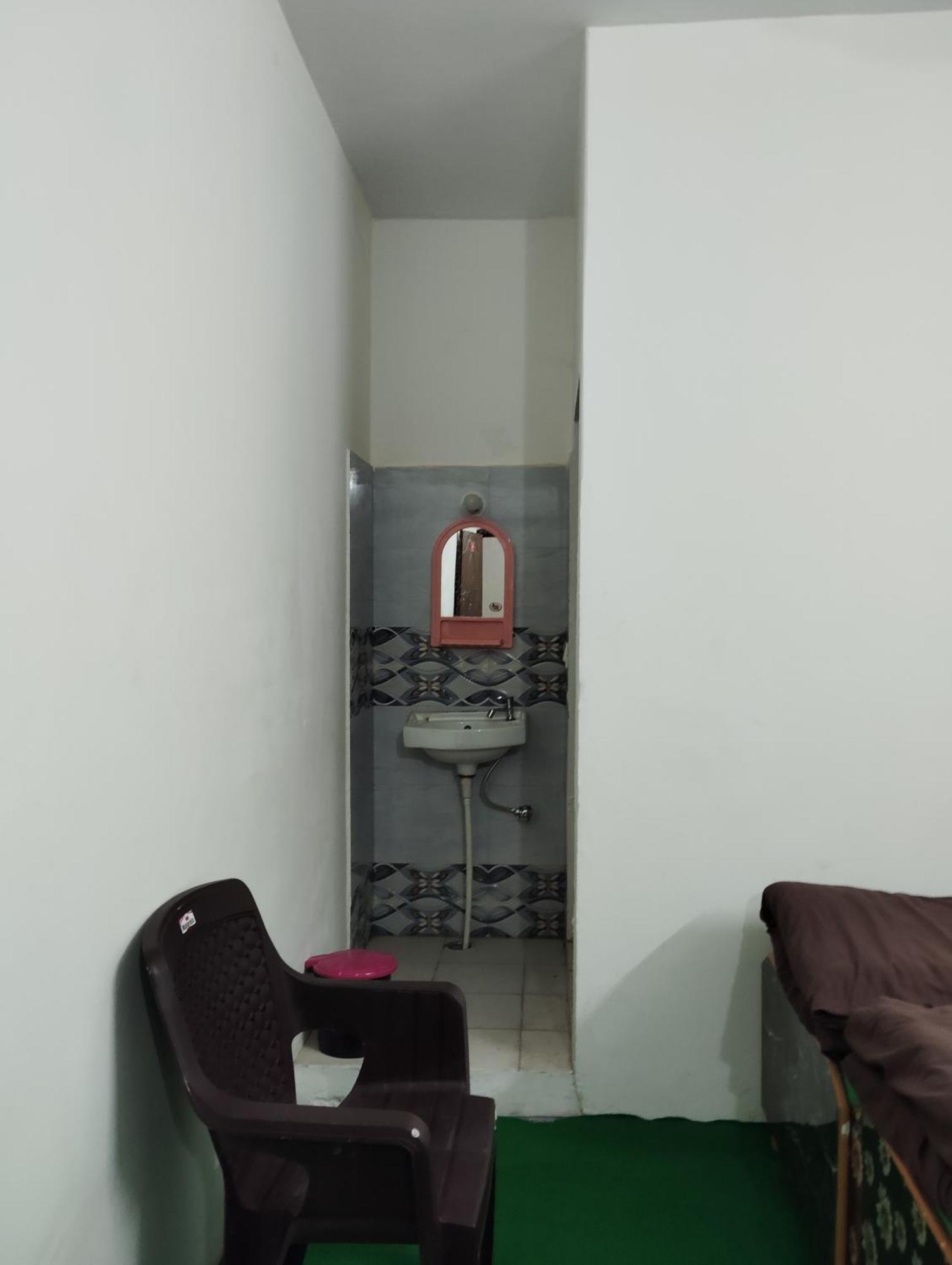 Hotel Narayana Residency Gupta Kāshi Esterno foto